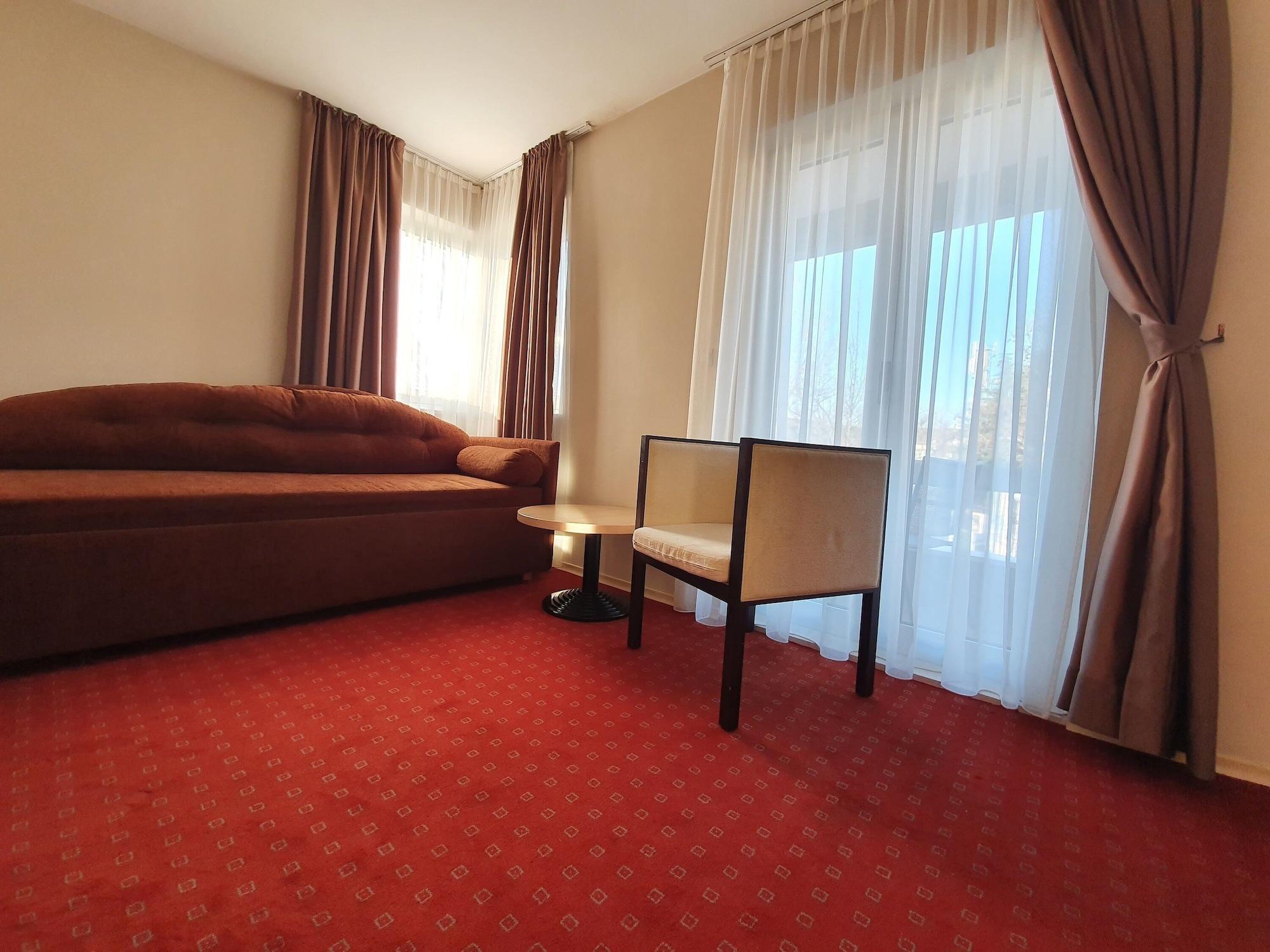 Hotel Brotnjo Читлук Экстерьер фото