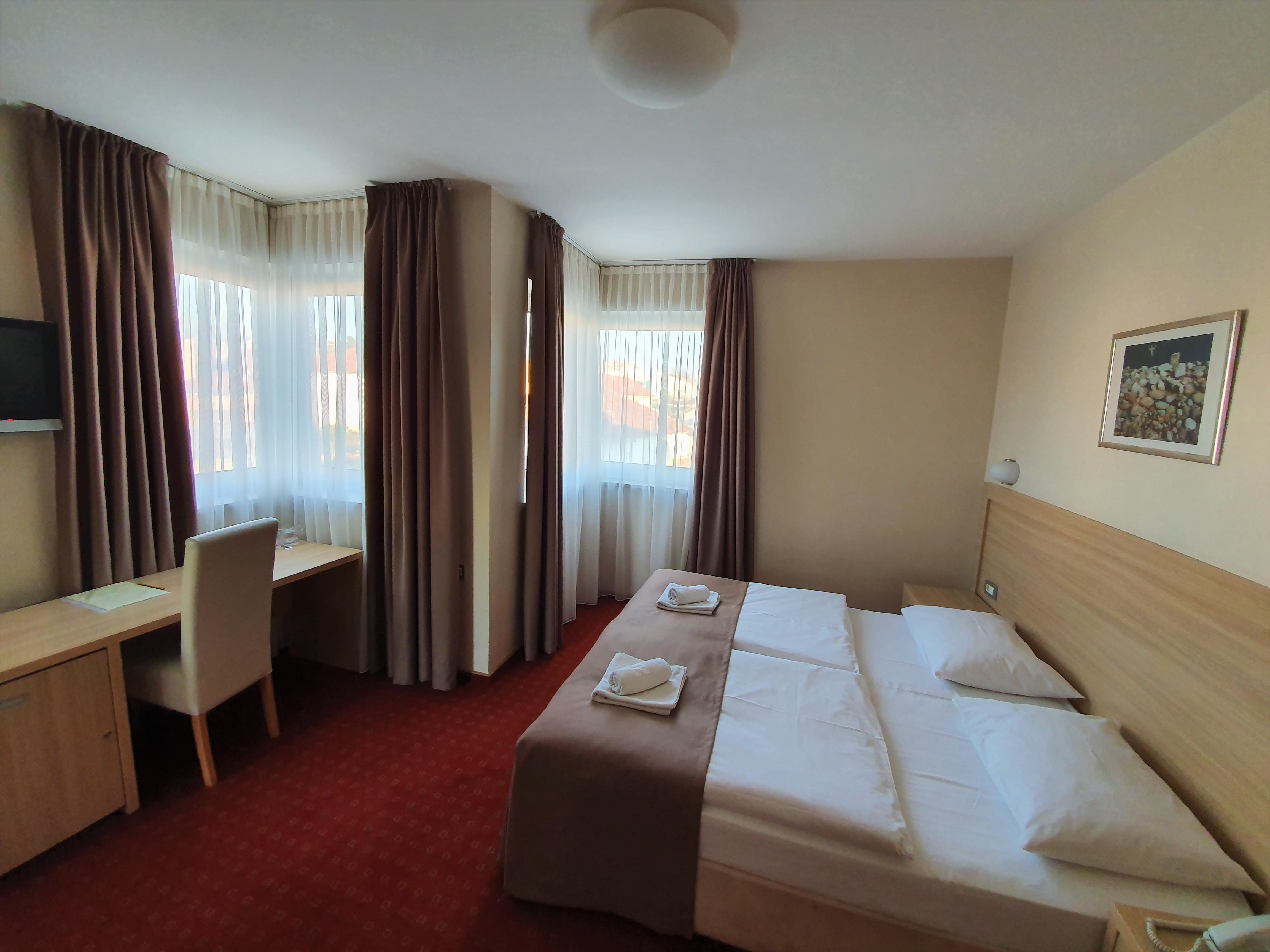 Hotel Brotnjo Читлук Экстерьер фото