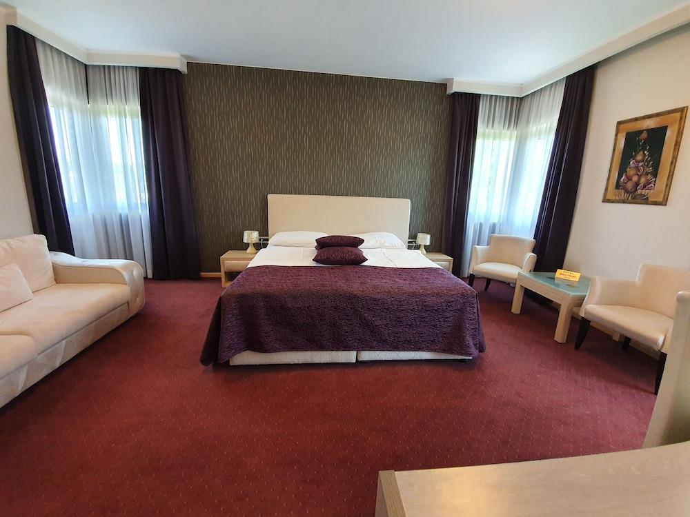 Hotel Brotnjo Читлук Экстерьер фото