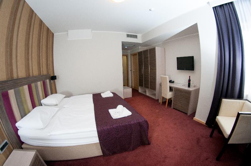 Hotel Brotnjo Читлук Экстерьер фото